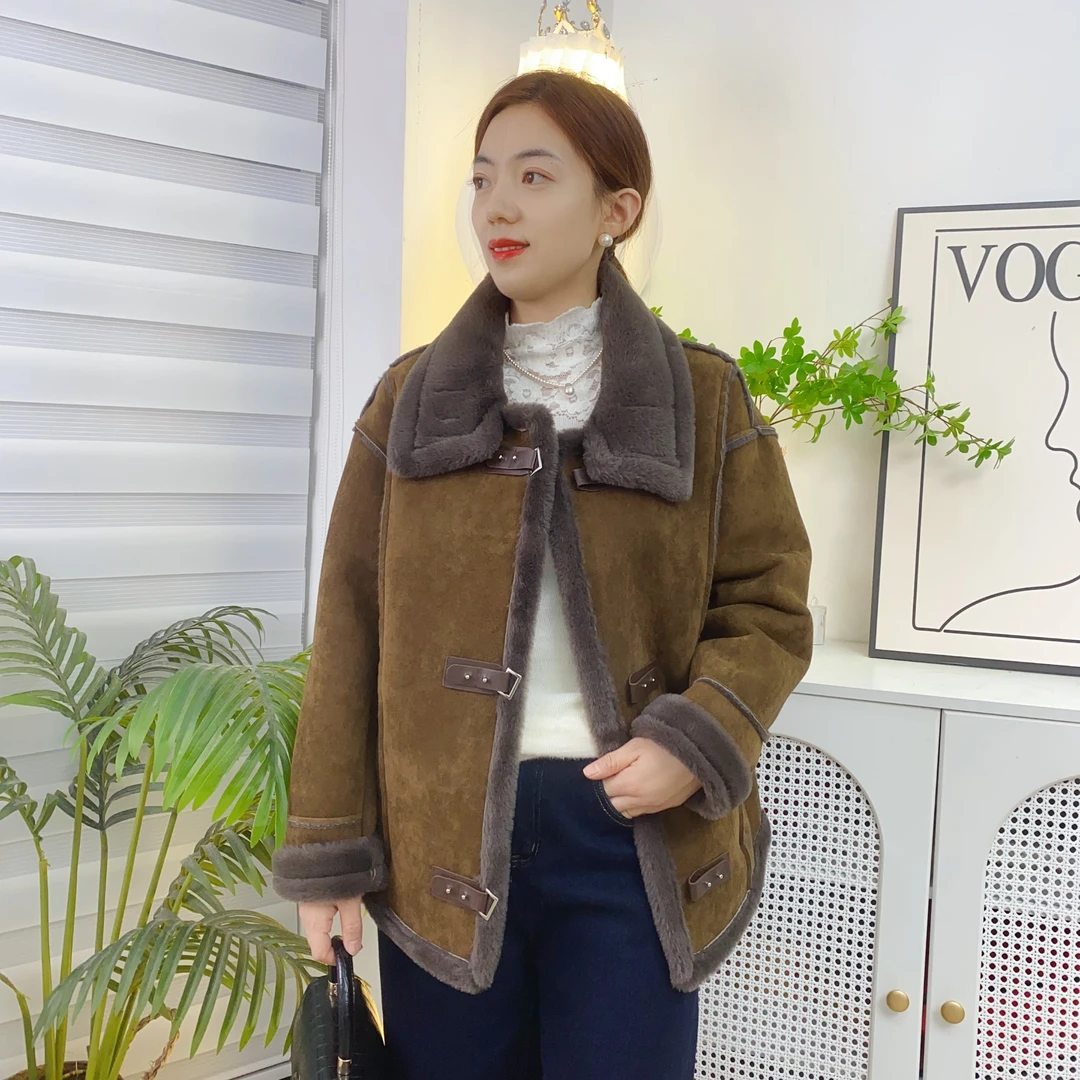 【木子专属】新款气质复古祥云扣加绒加厚洋气毛毛一体爆款机车服女