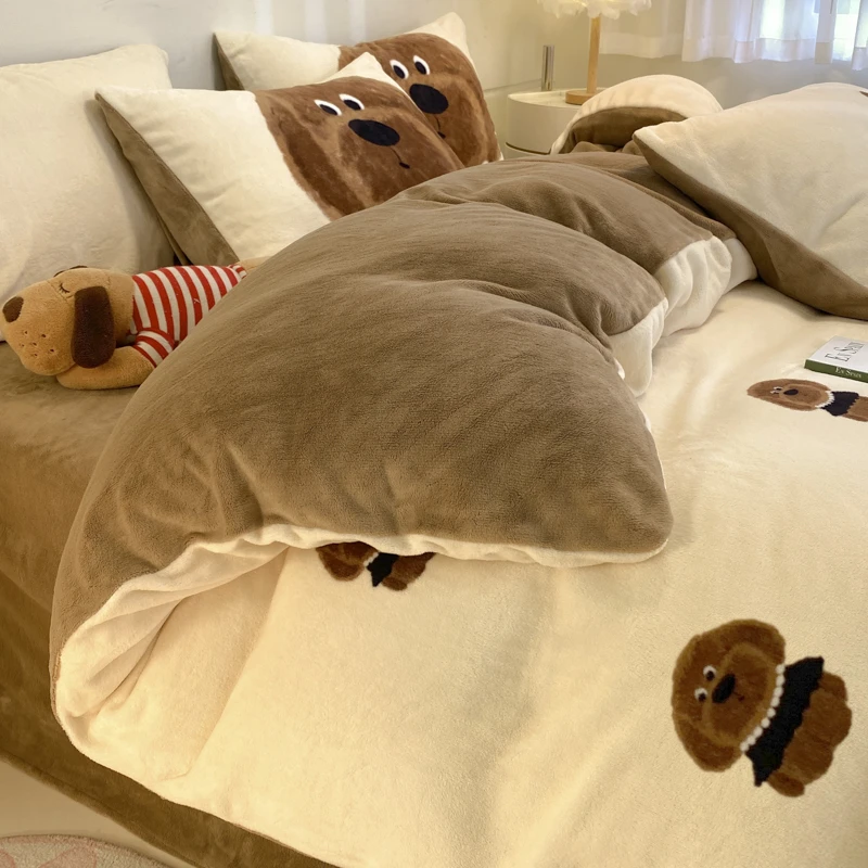 A类小清新可爱型牛奶绒印花四件套 独板设计款秋冬新品双面绒加厚