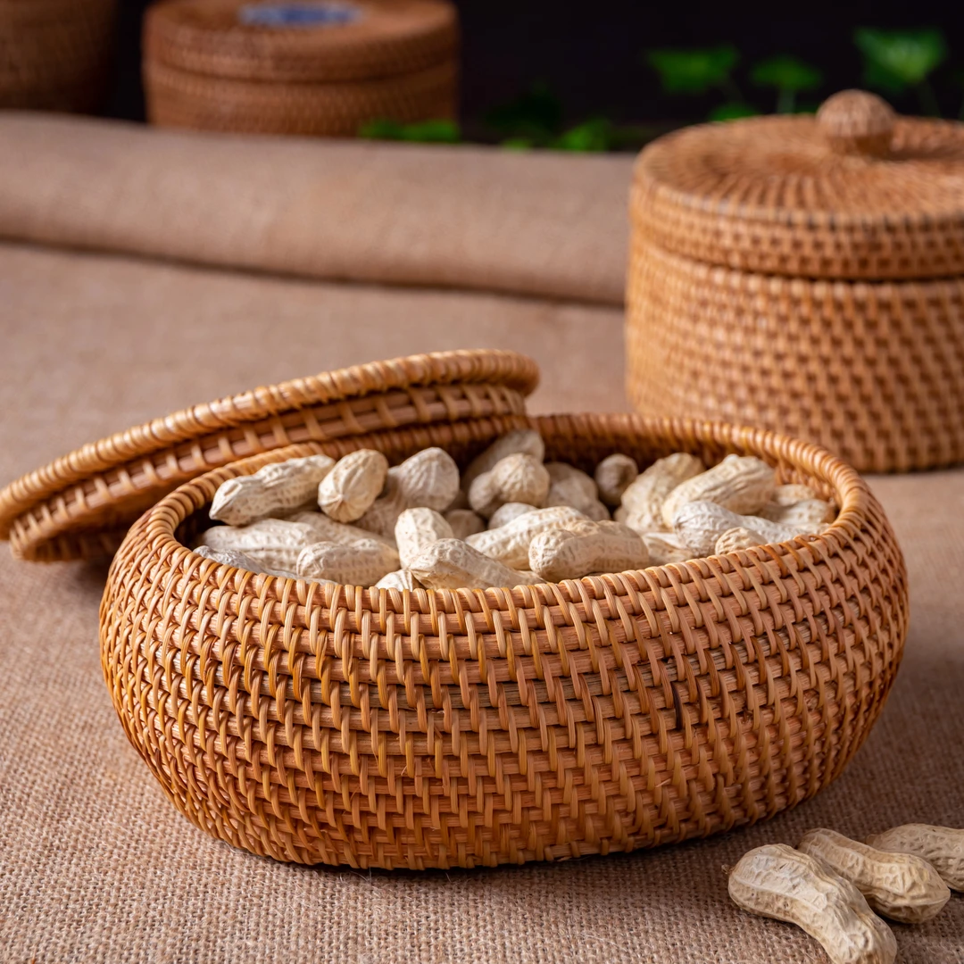 手工藤编桌面收纳盒 瓜子零食糖果筐首饰化妆品盒围棋盒有盖包邮