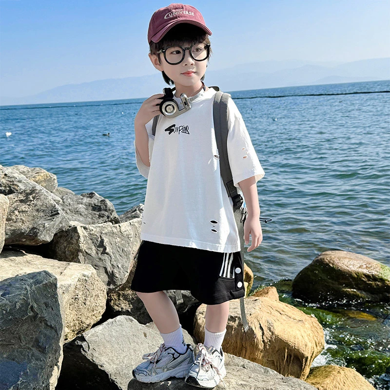 男童夏装短袖T恤2024新款儿童夏季洋气白色痞帅上衣男孩宽松夏款