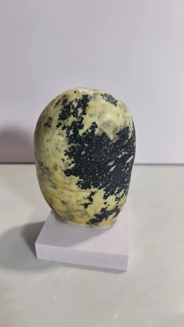 新疆额河奇石，水墨画奇石摆件