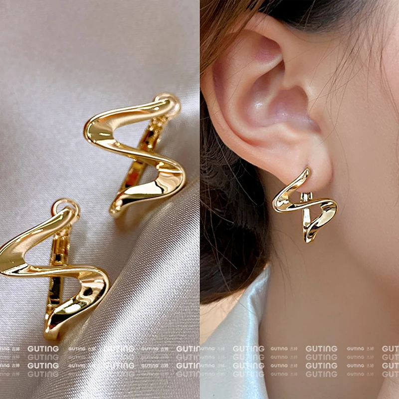 铜合金耳饰 13078螺旋独特高亮时尚耳环S曲线个性ins小众设计耳饰