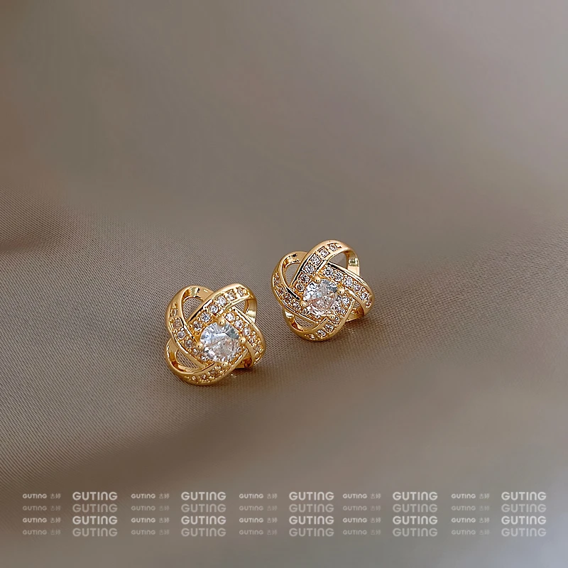 铜合金合成锆石耳饰 8679小巧精致耳钉气质通勤交叉简约时尚耳环