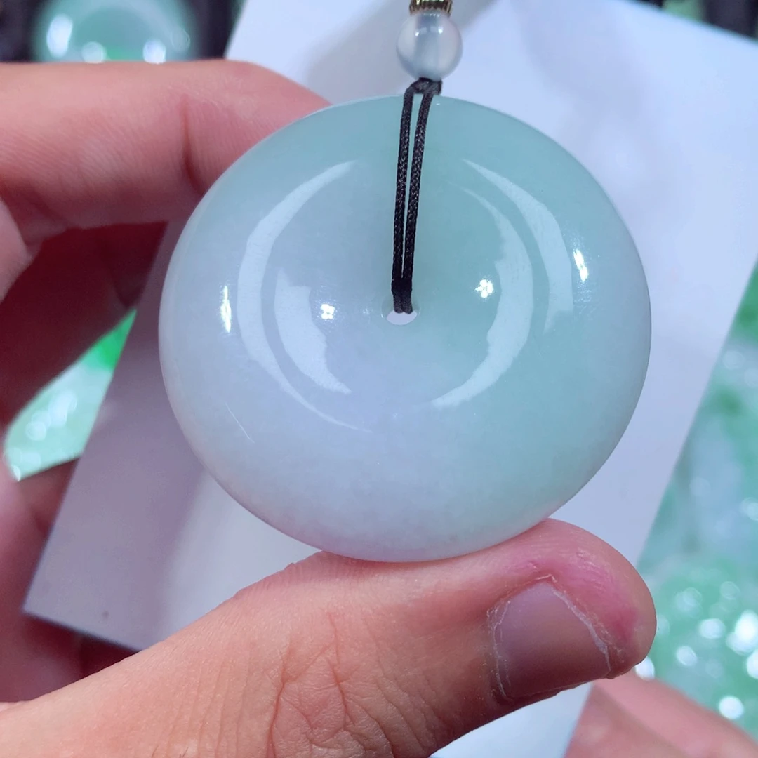 翡翠颈饰未镶嵌缅甸翡翠