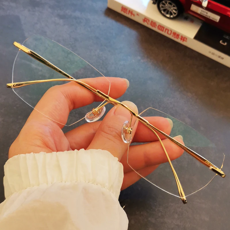 纯钛无边框防蓝光变色近视眼镜框男士女潮流散光有度数无框素颜镜