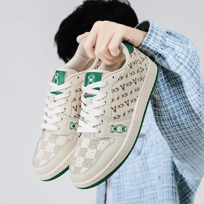 Violentbear/暴力熊休闲鞋时尚拼色秋冬冲孔透气轻便板鞋2409