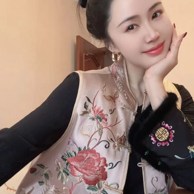 浮华 芳华设计新中式重工刺绣马甲国风醋酸刺绣马甲