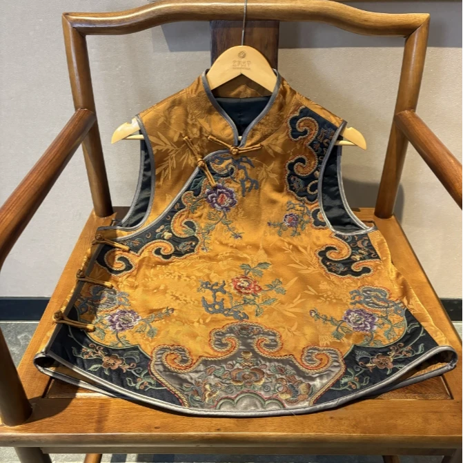 黄马褂 芳华设计新中式复古刺绣马甲国风立领刺绣马甲