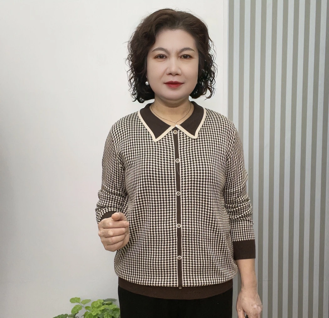 春秋款娃娃领时尚气质套头休闲毛衣妈妈装中老年百搭洋气打底长袖