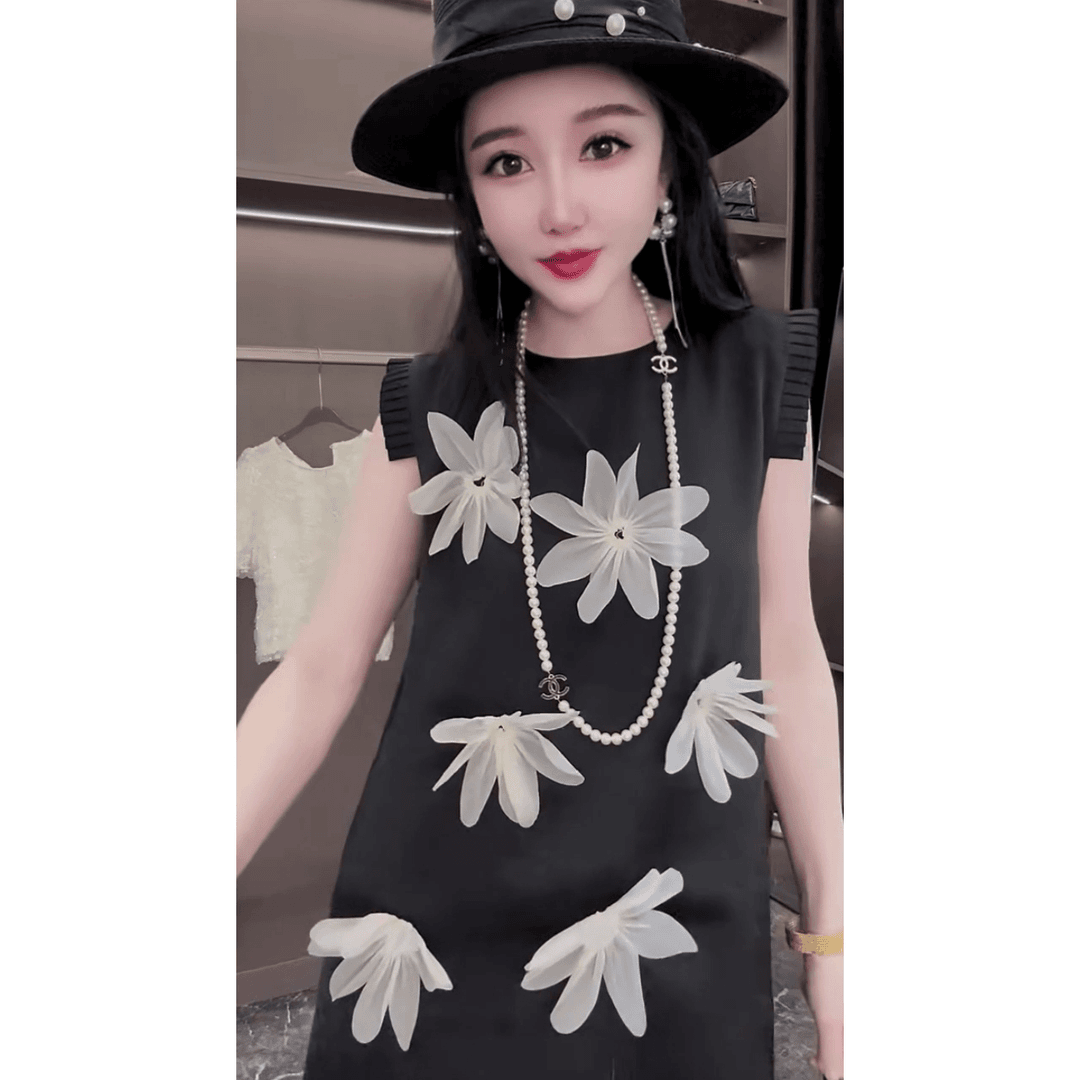 高级感欧货立体花朵连衣裙夏季垂感无袖宽松连衣裙遮肉质感短裙