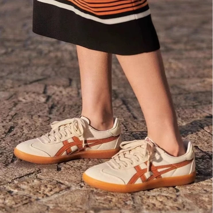 Onitsuka Tiger 鬼冢虎男女鞋TOKUTEN休闲板鞋德训鞋1183A862-200