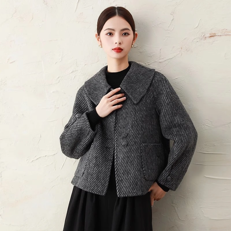 双面呢大衣女短款2024秋新款娃娃领小个子港风复古气质外套