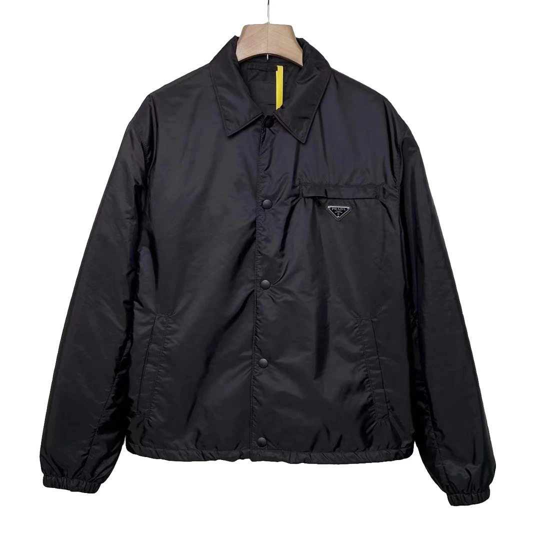 Prada/普拉达 时尚 简约 金属三角标 外套 /52码/95+新/XG-Y18475