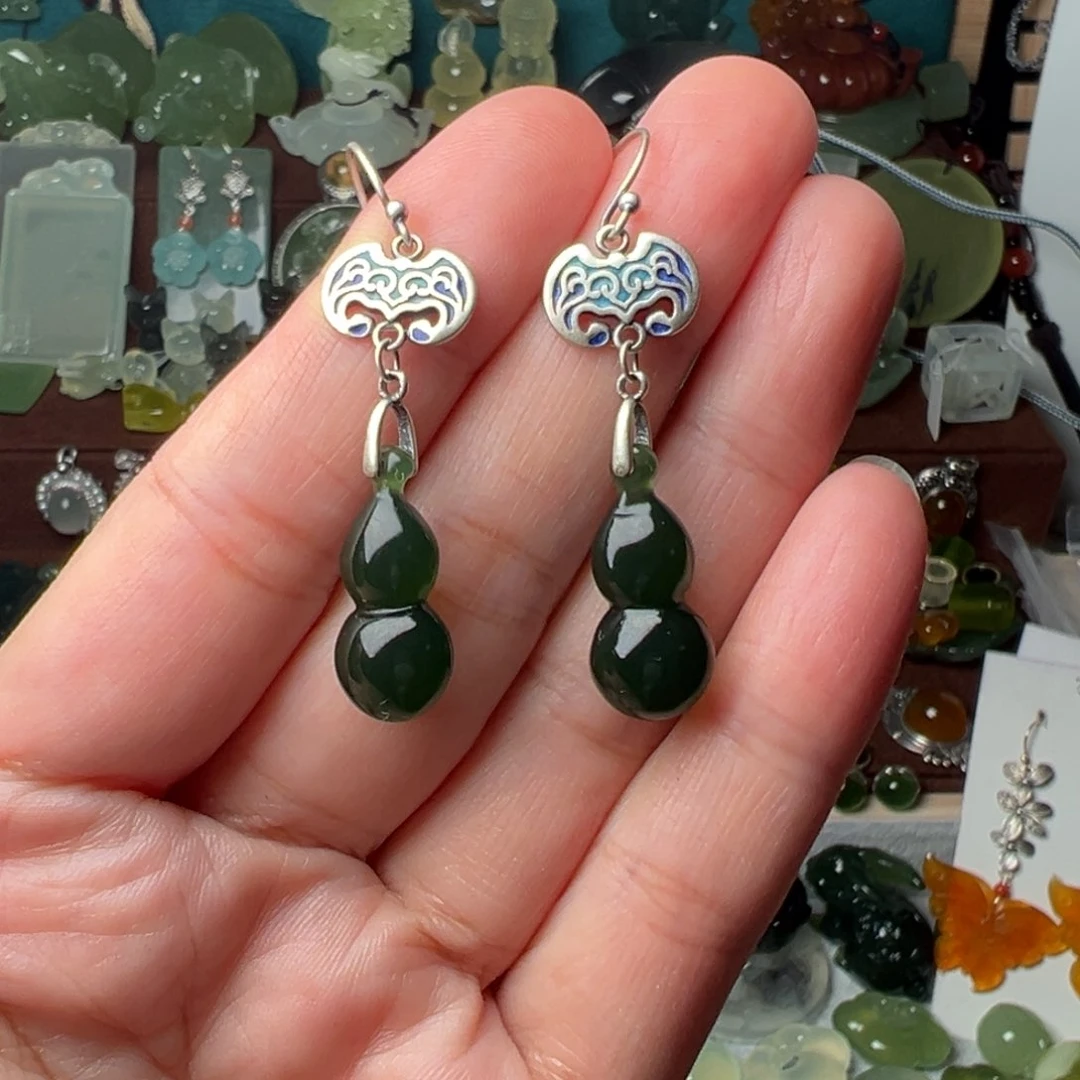 蛇纹石玉耳坠未镶嵌