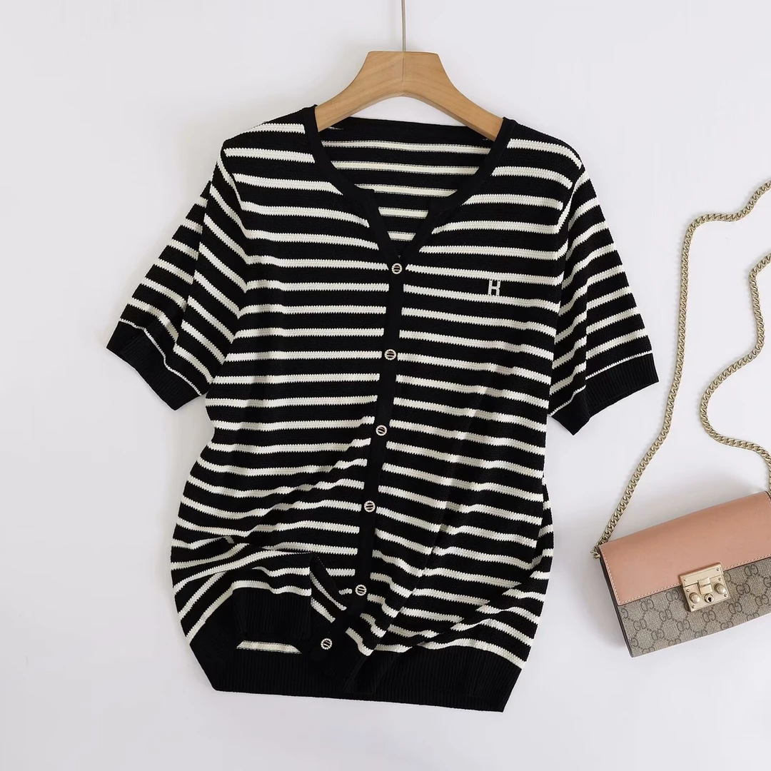 大码微胖MM夏季新款遮肉显瘦条纹薄款针织短袖女宽松百搭半袖上衣