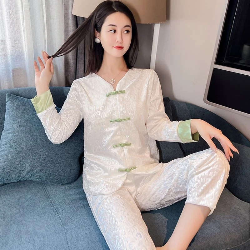 秋冬季新款金丝绒奢华睡衣女显瘦气质长袖时尚国风盘扣家居服宽松