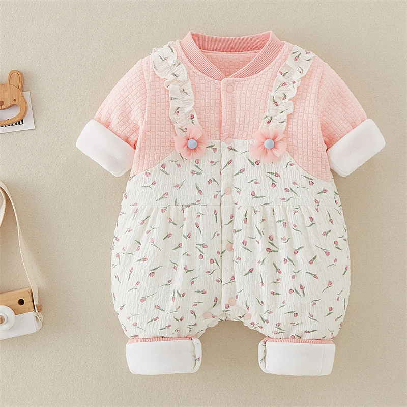 婴儿连体衣秋冬装夹棉加厚保暖哈衣爬服新生儿衣服女宝宝外出抱衣