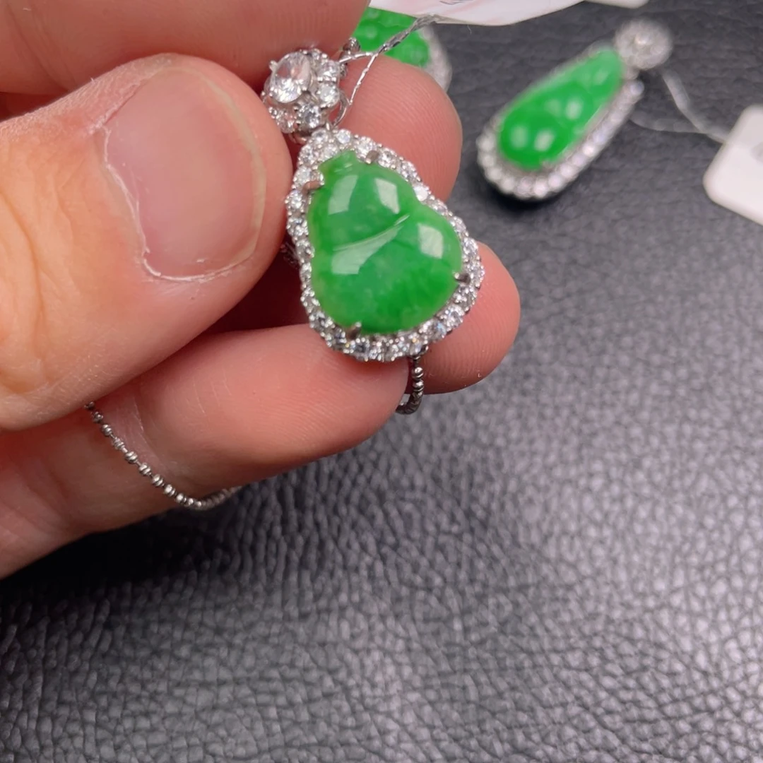 翡翠吊坠(不含链)银S925镶嵌