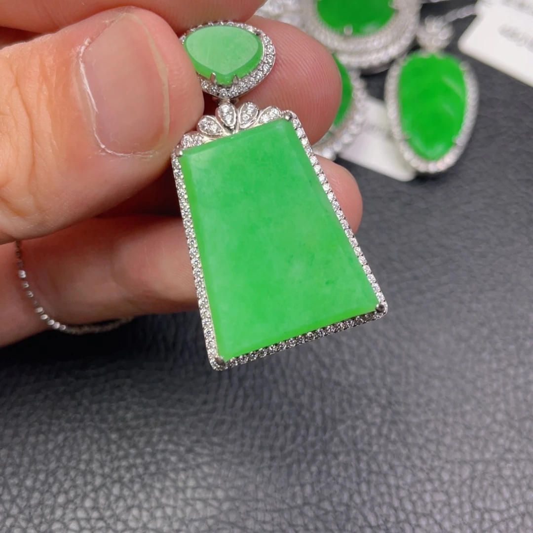 翡翠吊坠(不含链)银S925镶嵌