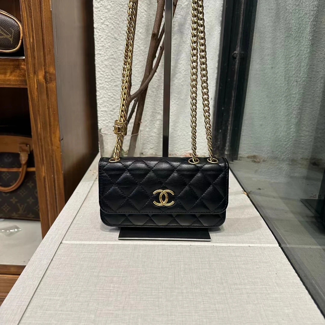 99新 Chanel/香奈儿 菠萝金柱mini woc 芯片开