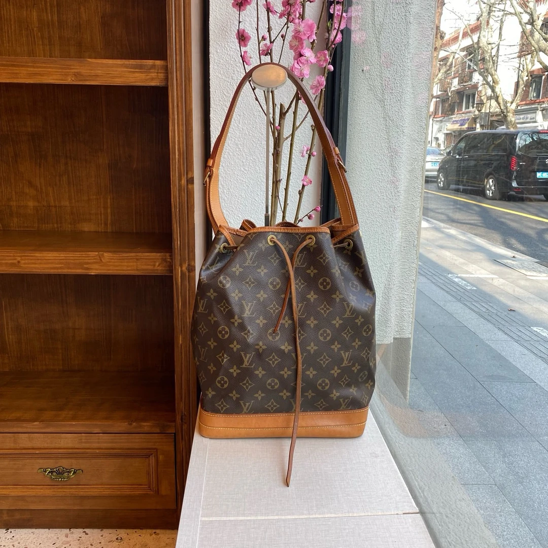 95新 LouisVuitton/路易威登 LV大号抽绳水桶包