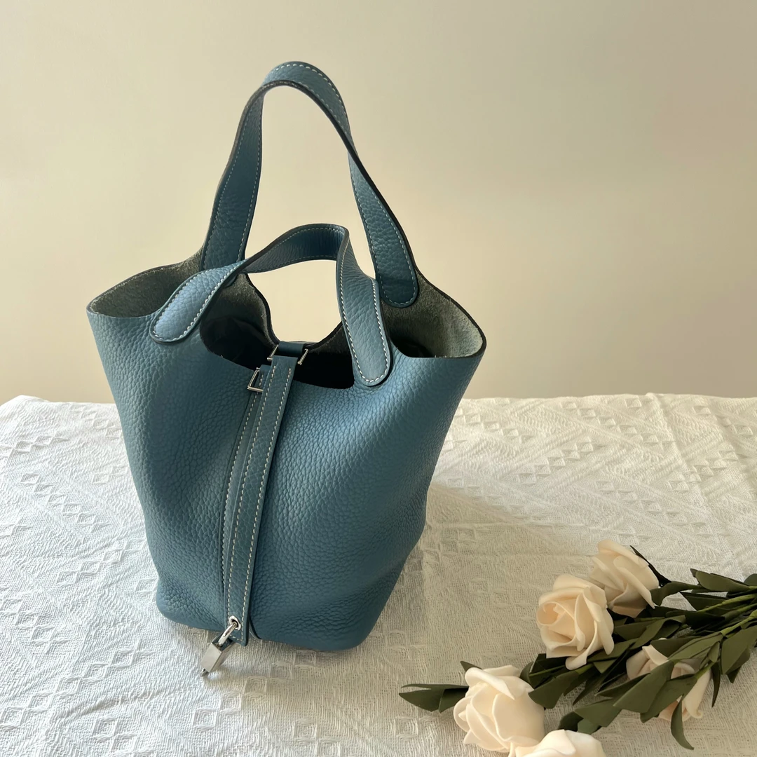 95新 Hermes/爱马仕 菜篮子18 牛仔蓝 框Q 附件：锁钥匙、尘袋