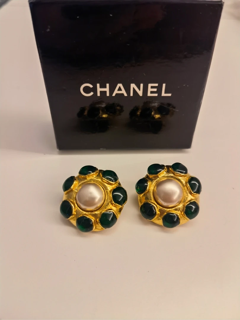 90新 Chanel/香奈儿 香奈儿Chanel绿琉璃珍珠耳夹