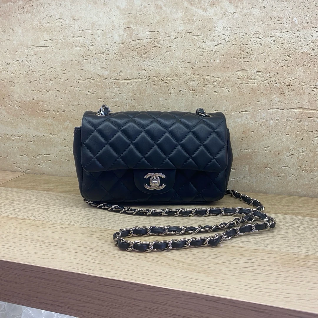 99新 Chanel/香奈儿 cf黑银大mini 羊皮 23开单肩斜挎包