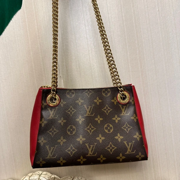 95新 LouisVuitton/路易威登 LV链条单肩斜挎包