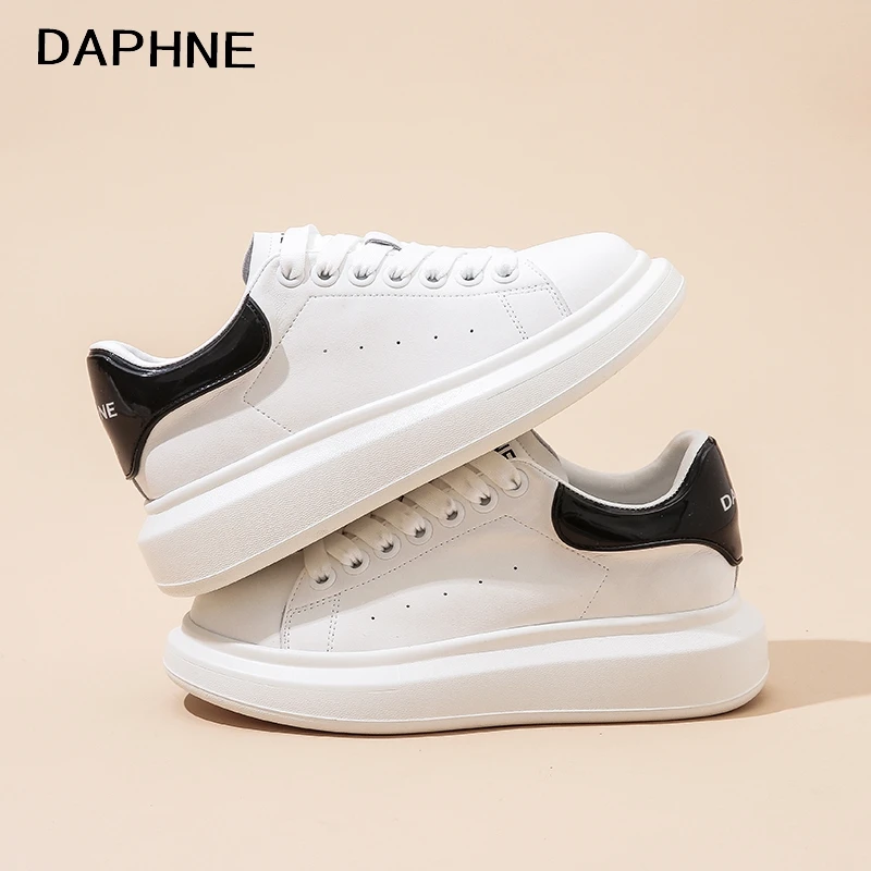Daphne/达芙妮真皮透气小白鞋女款2025爆款厚底增高休闲潮流女鞋