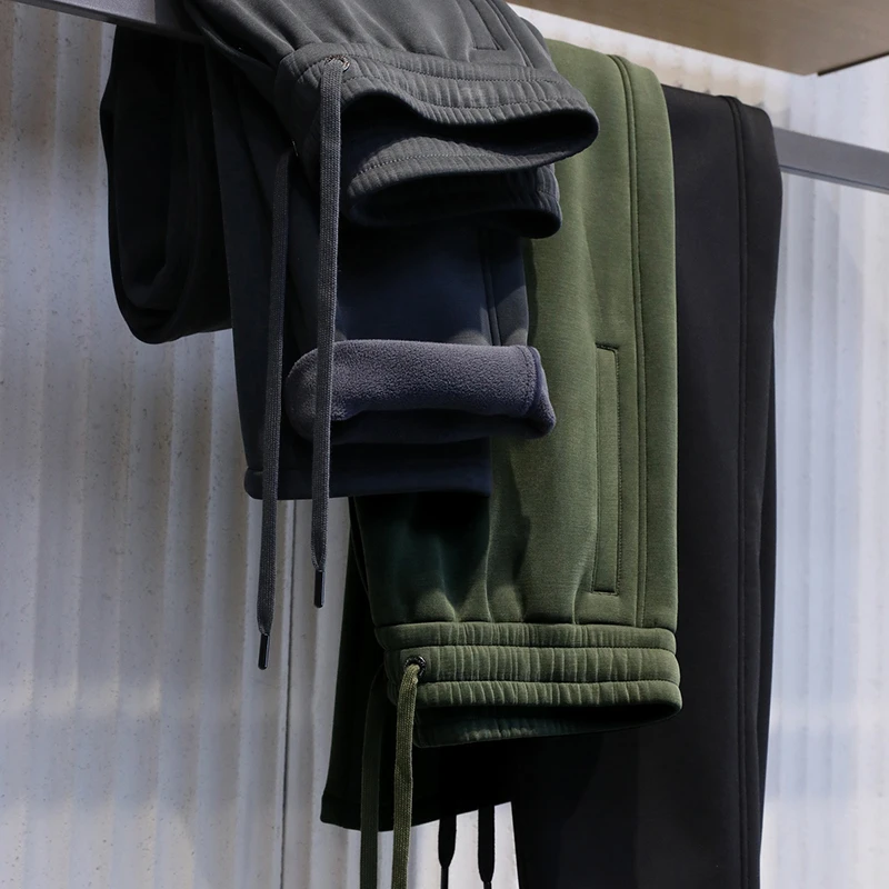 【242406069】一条可过冬 保暖蓄热秋冬男士加厚加绒直筒休闲长裤