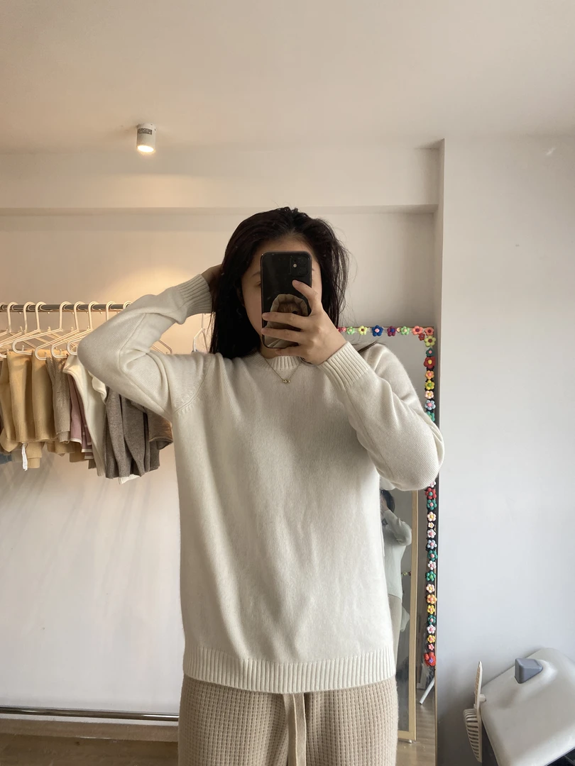 【全羊绒】MOMO羊绒女士小圆领加厚双股羊绒衫