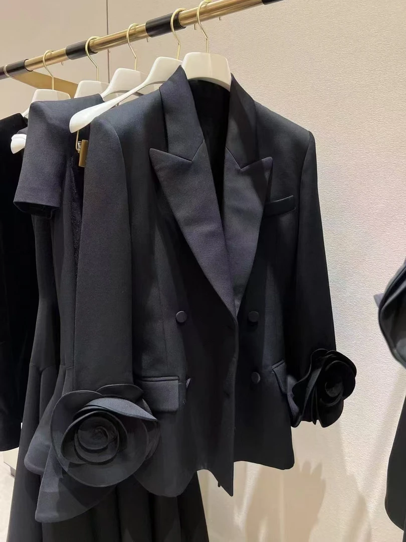 【CHANMITY】 尊享高奢 非凡高雅风范玫瑰花嵌饰西装0241013