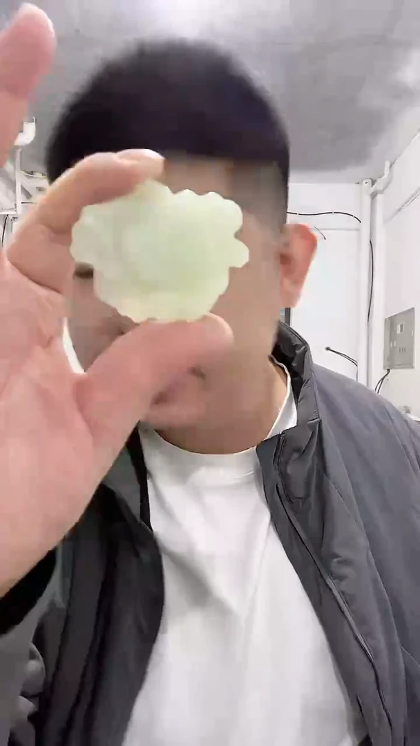 【闪购商品】蛇纹石玉颈饰未镶嵌花吊坠