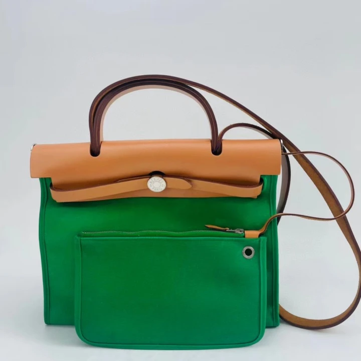 95新 Hermes/爱马仕 【文子姐专属】/D1511/爱马仕herbag31单肩包