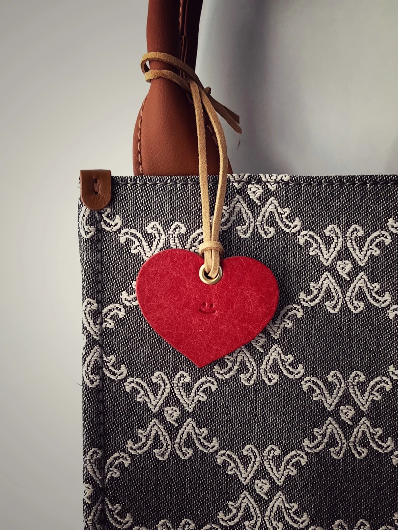 【真皮心心】磨砂头层植鞣真牛皮纯手工心形钥匙扣包挂件汽车挂件