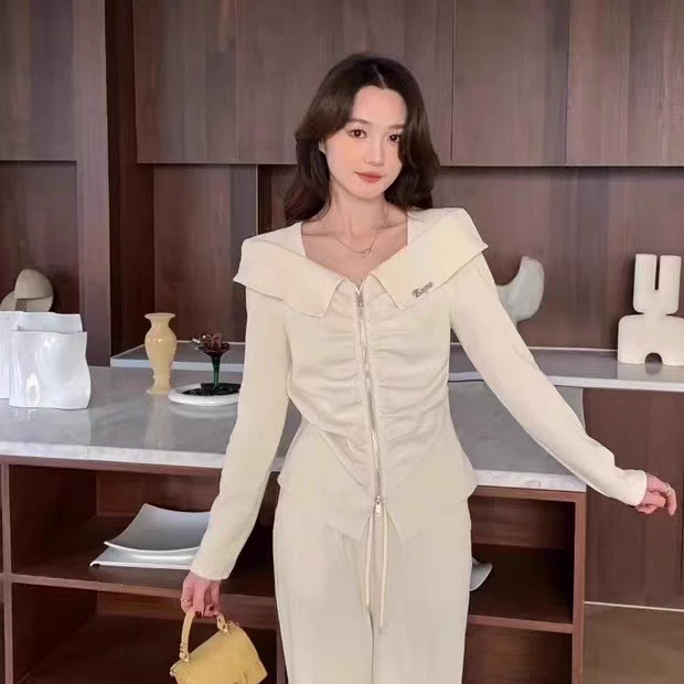 2025年新款双拉链休闲设计感海军领修身短款上衣开衫外套女潮