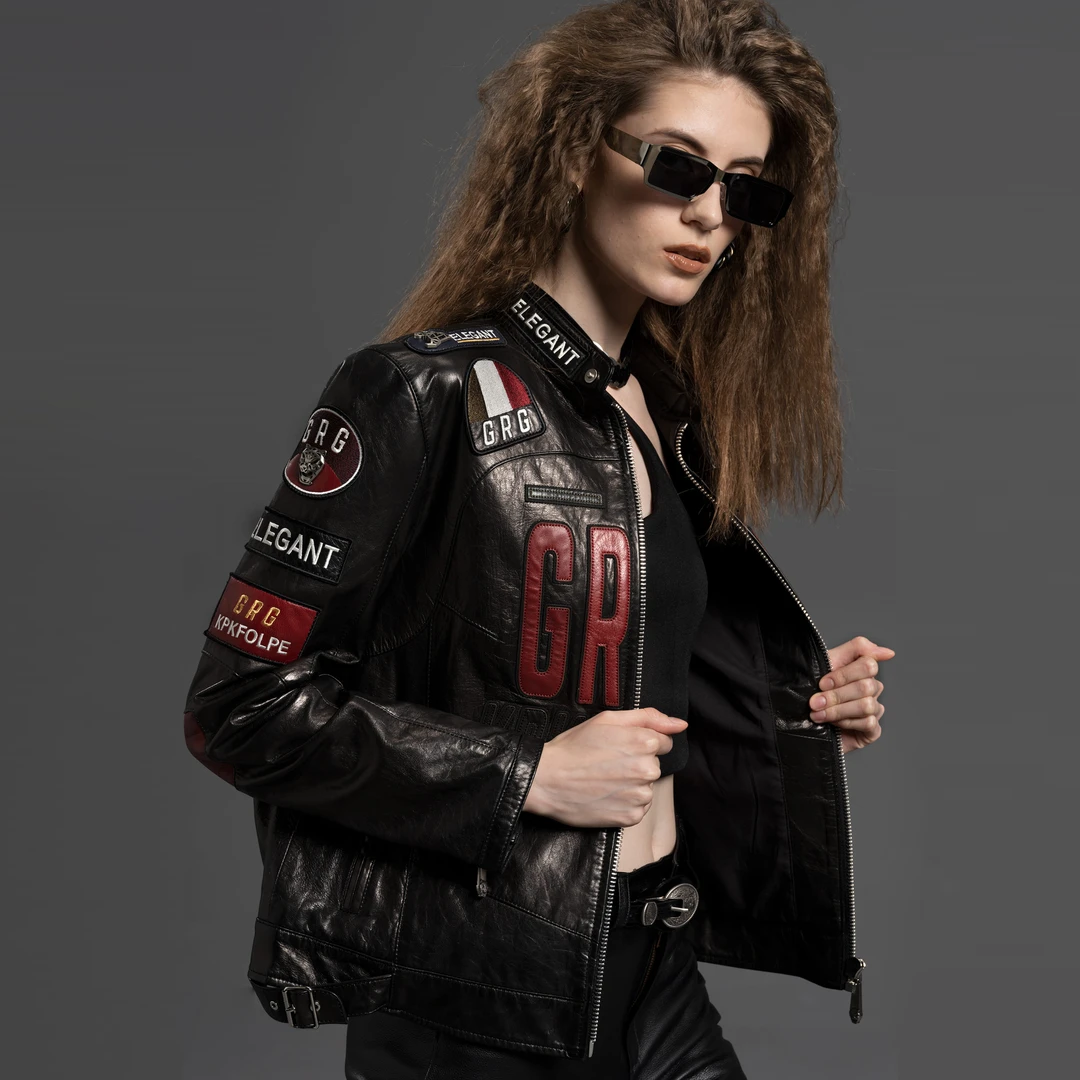 秋季潮牌女款立领刺绣真皮夹克撞色字母修身高腰短款机车真皮皮衣