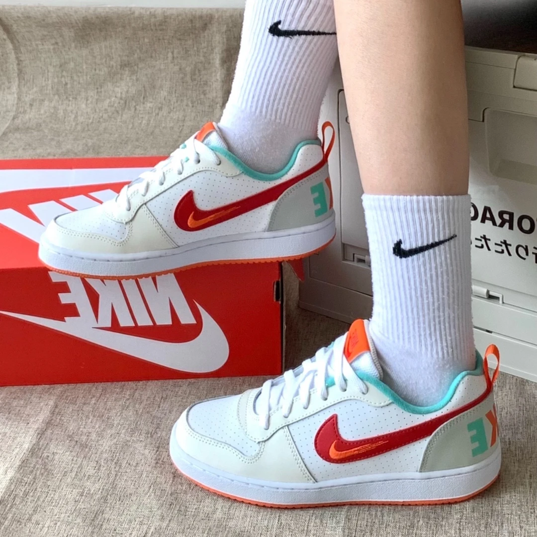 [兔年限定]Nike/耐克女鞋Court低帮复古休闲板鞋白红FD4635-161