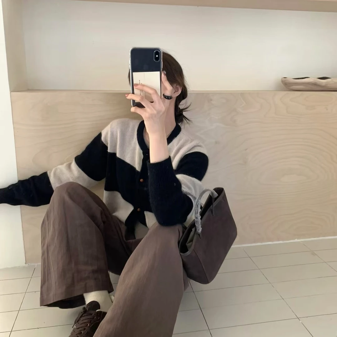 阿莉精品女装小香风时尚