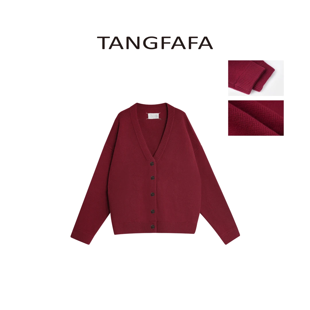 TFF STUDIO  100%绵羊毛V领排扣开衫外套  S8853 *