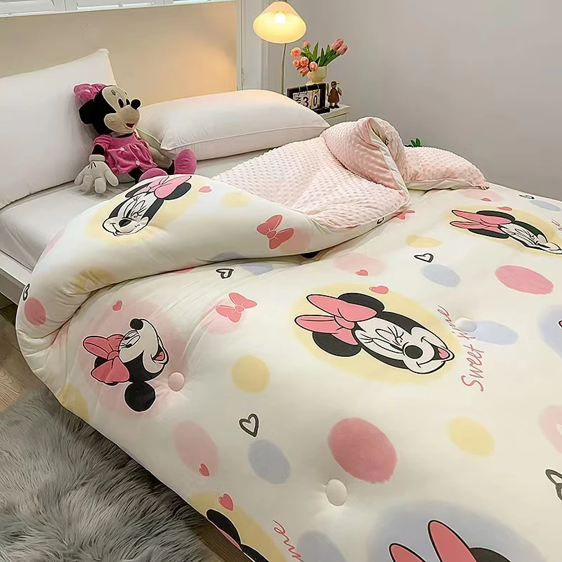 迪士尼针织豆豆被