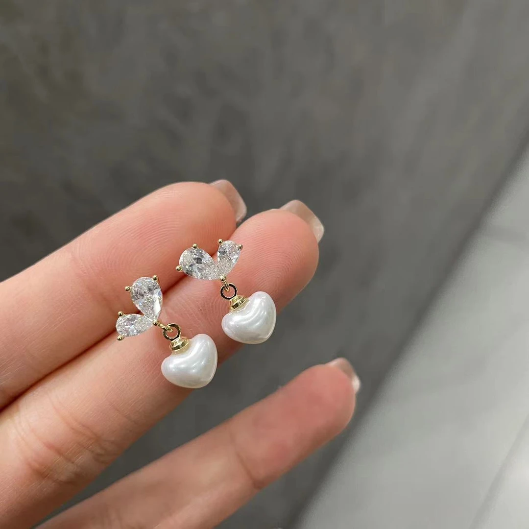 铜合金耳饰 高版本 少女感珠光小桃心百搭时尚耳环 AE-6286