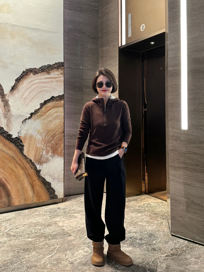 【程发发】连帽双面德绒半拉链假两件卫衣 F1036