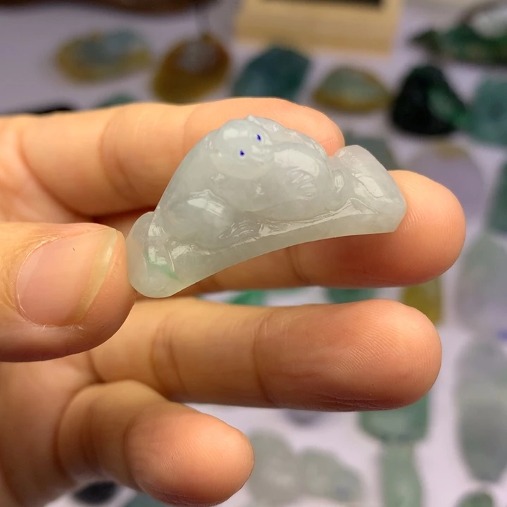 定制翡翠未镶嵌翡翠