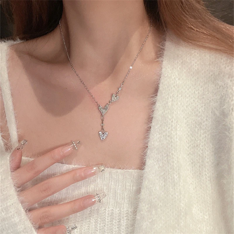 合金项链 超仙爱心项链女轻奢小众高级感锁骨链时尚冷淡风颈链