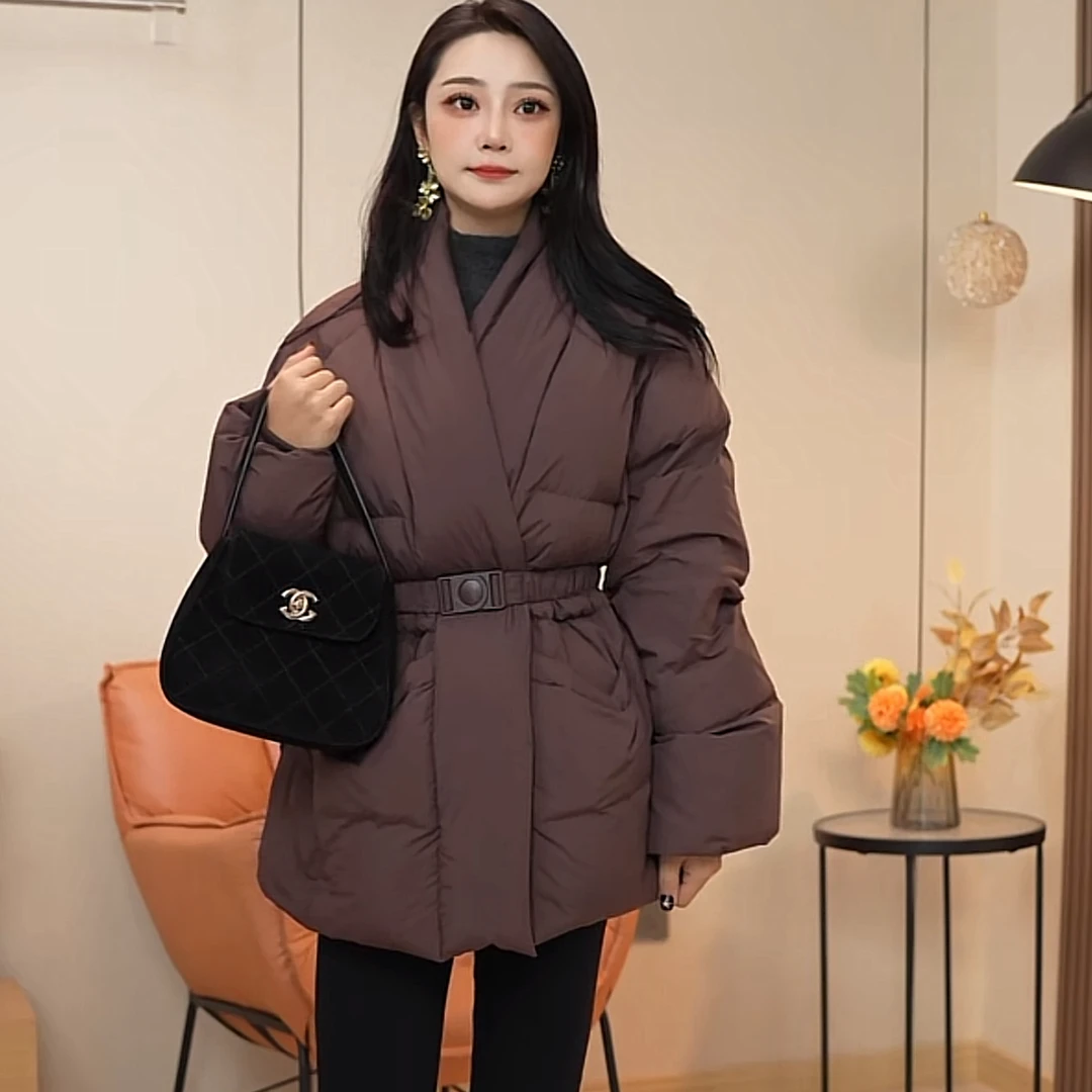 韩版复古设计感中式V领羽绒服女冬季新款系带收腰显瘦白鸭绒外套