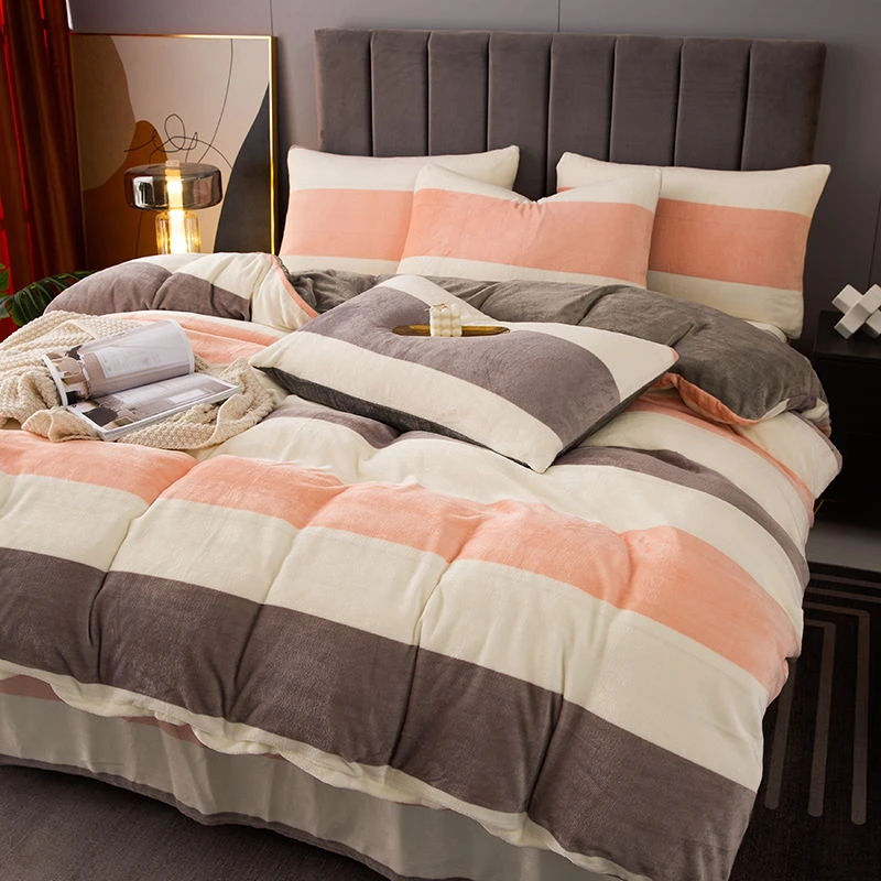 新款牛奶绒印花（格子）系列四件套-02