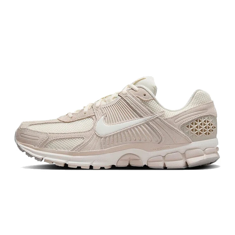 Nike耐克男鞋VOMERO运动雅丹风跑步鞋HF1553-100