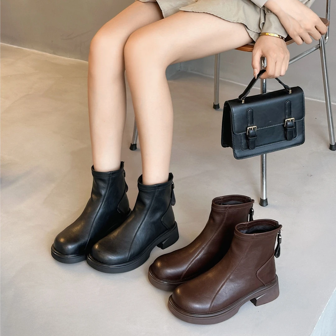 潮流伴侣英伦风马丁靴女2024秋冬新款圆头平底短靴百搭厚底骑士靴